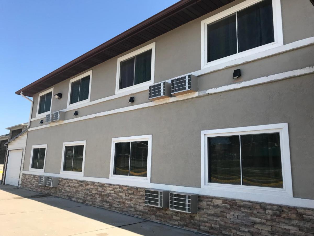 Deluxe Inn Nebraska City Exterior photo